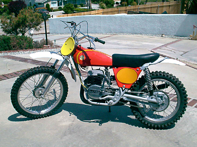 Bultaco Pursang M121